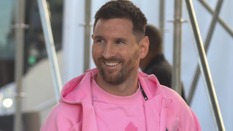 Lionel Messi : ‘Saya Belum Siap Pergi Dari Barcelona’
